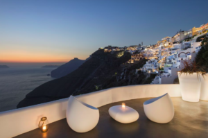 Screen Shot 2018 10 16 at 15.15.40 - Why Early Booking for Santorini Is The Best Idea