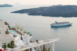 Screen Shot 2018 10 16 at 15.15.57 - Why Early Booking for Santorini Is The Best Idea