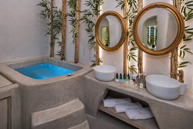 Grand Cave Suite