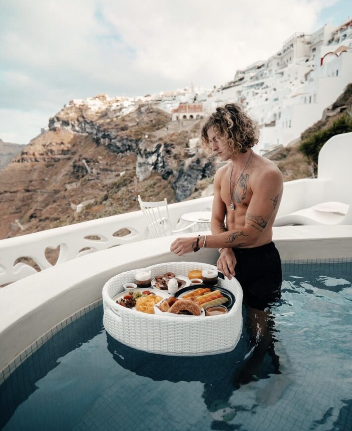 Floating Breakfast Experience