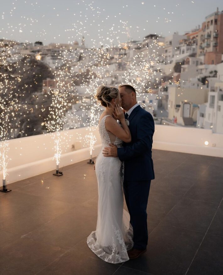 Santorini: The Ultimate Romantic Haven for Your Dream Marriage Proposal 2024