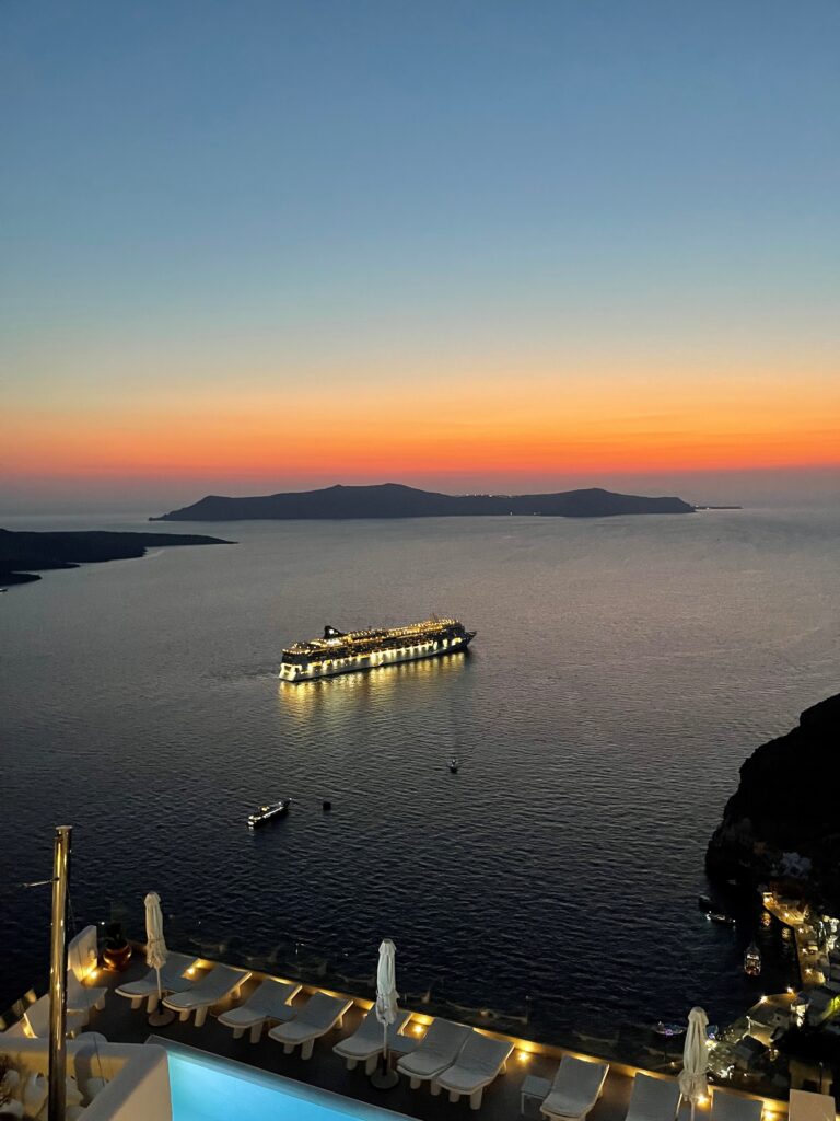 Santorini Instagram 2 - Santorini: The Ultimate Instagram Hotspot for 2024